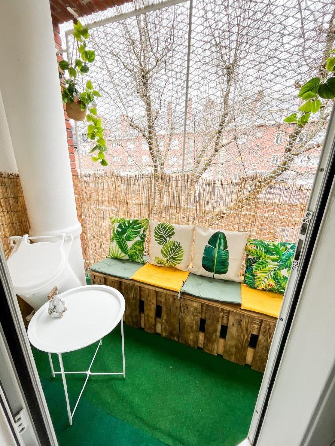 Ferienwohnung Le Jardin Secret D'Amiens Hypercentre Cathedrale, Parking Exterior foto